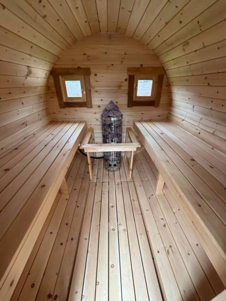 15人で囲んでも楽々！