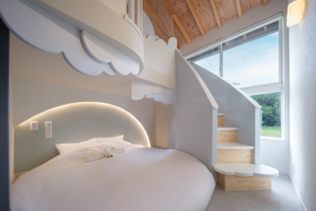 食器、カトラリー類です