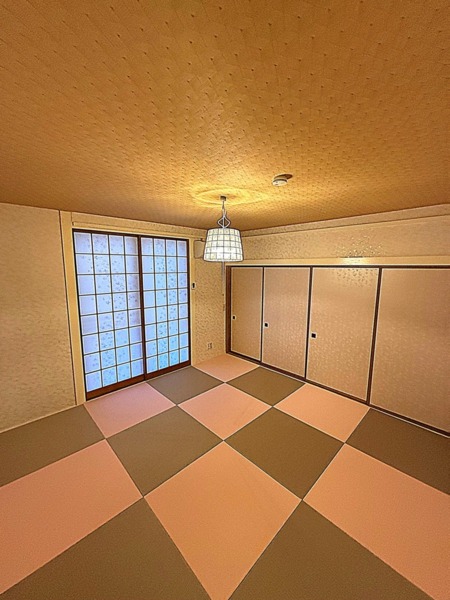 ワイドシンク付きアイランドキッチン